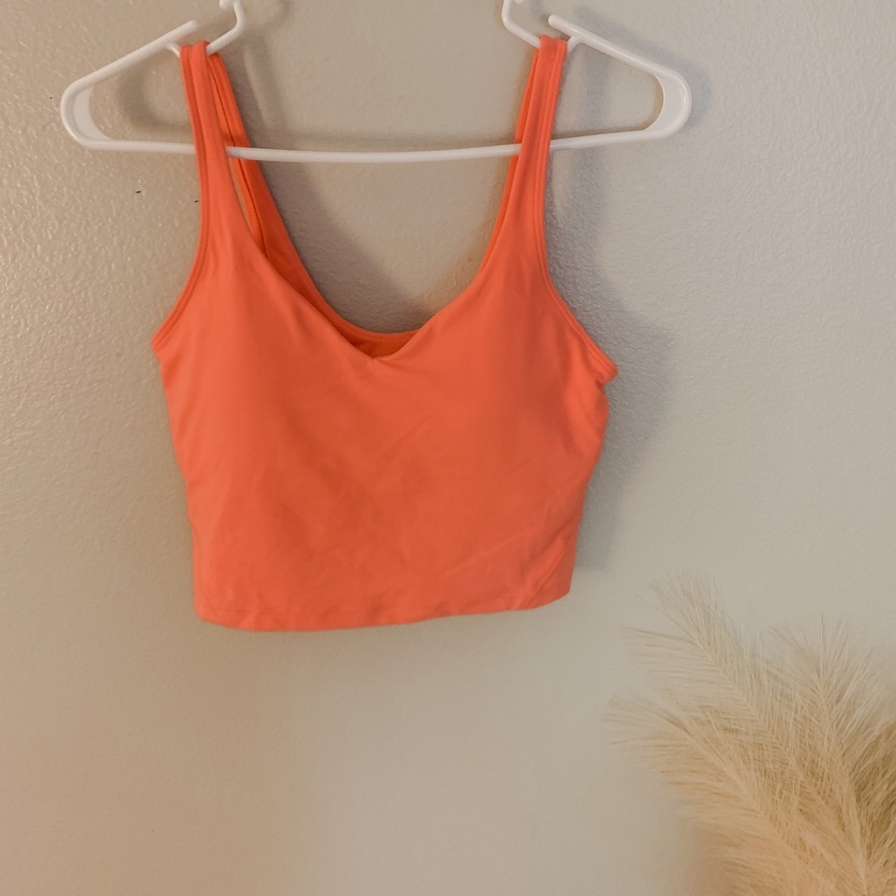 Lululemon size 8 top never worn